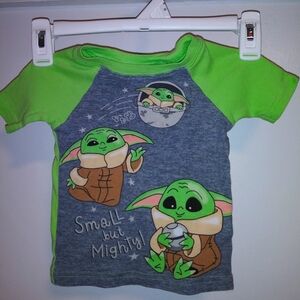 Gray on Green Star Wars Mandalorian Groku Short Sleeve T-Shirt for Toddler